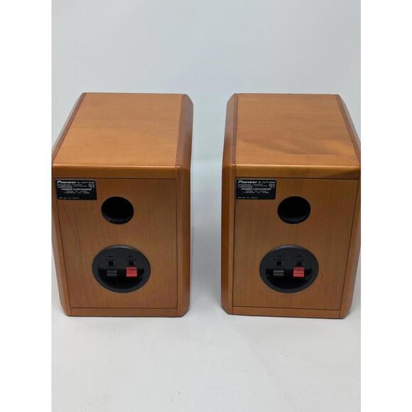 Pioneer Mini Micro Compact Small Tiny Bookshelf Speakers Wood Wooden S-MT3W - Picture 4 of 8